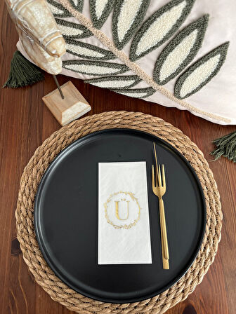 Gold Yaldızlı Beyaz Çelenkli Ü Harfi Garson Peçete 16 Adet