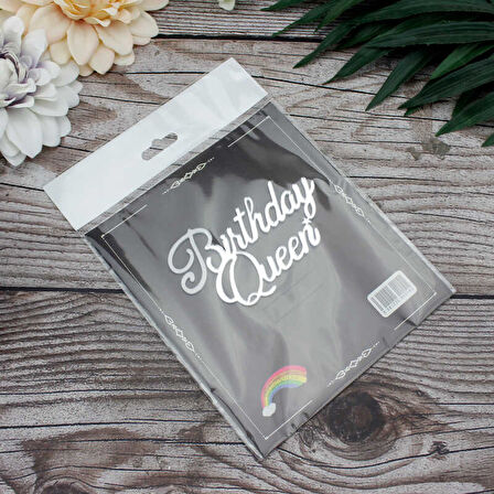 Pasta Önü Pleksi Birthday Queen Yazı Gümüş 10x6 cm