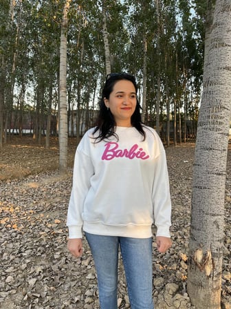 BİSİKLET YAKA BARBİE BASKILI SWEATSHİRT /KAZAK