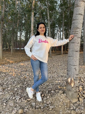 BİSİKLET YAKA BARBİE BASKILI SWEATSHİRT /KAZAK