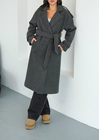 Kuşaklı Cepli Diz Boyu Uzun Kaşe Kışlık Kadın Kaban