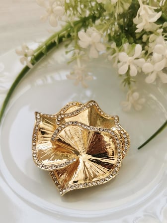 Işıltılı Gold Çiçek Broş