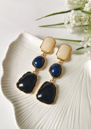Stone Harmony Sallantılı Küpe Siyah Ton