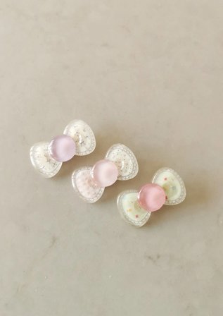 Renkli Fiyonk Temalı Çiçek Desenli 3'lü Pensli Çocuk Tokası 4,5x2,5 cm