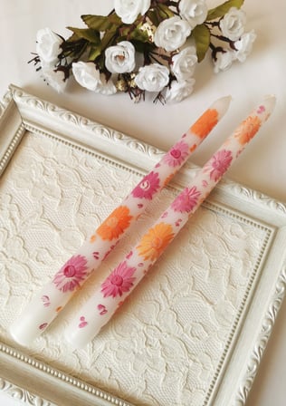 Renkli Çiçek Desenli El Boyaması Beyaz Dekoratif İkili Mum – 25 cm