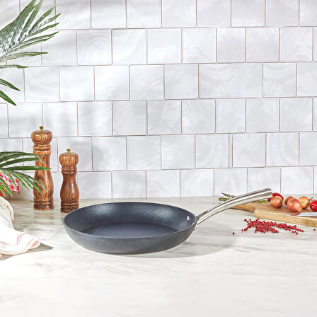 Karaca Biodiamond Pro Indüksiyon Tabanlı Tava 30 Cm 2,5 Lt