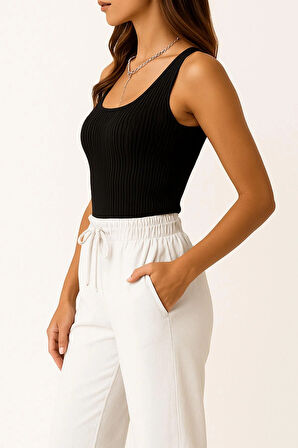 Kadın Pantolon – Yüksek Bel, Bağcıklı, Salaş Rahat Kalıp, Günlük Ve Şık Kullanım