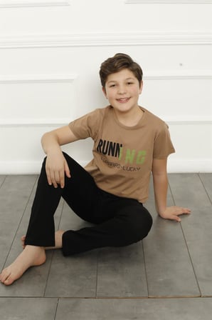 Moda Çizgi Erkek Çocuk Pamuk Kısa Kollu Pijama Takımı 20383 Kahve