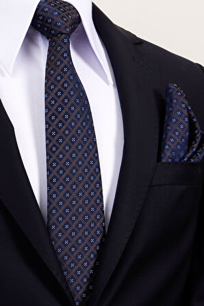 Esgue 8 Cm Hand Made Lacivert Kahverengi Desenli Kravat Mendil & Kol Düğmesi Hediye Seti HSET:117