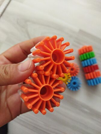 100 Parça Çarklı Puzzle Oyuncak