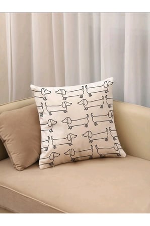 Sosis Köpek Desenli Kırlent Kılıfı (45×45)