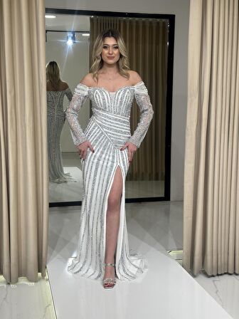 Balık Yırtmaç Detaylı Özel Tasarım Taş İşlemeli Abiye Elbise DS658