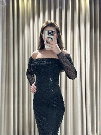 Siyah Uzun Kollu Pul Payetli Önü Detaylı Balık Abiye Elbise GS7570