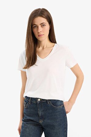 DeFacto x Afra Regular Fit V Yaka Basic Düz Kısa Kollu Tişört W9204AZ25SPER105