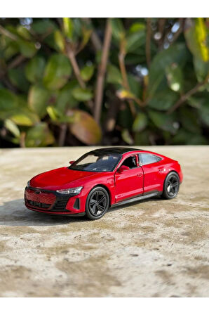 Audi RS e-tron GT Koleksiyon Metal Araba 12cm Lüks Araba Kırmızı Oyuncak Araba Model Araba