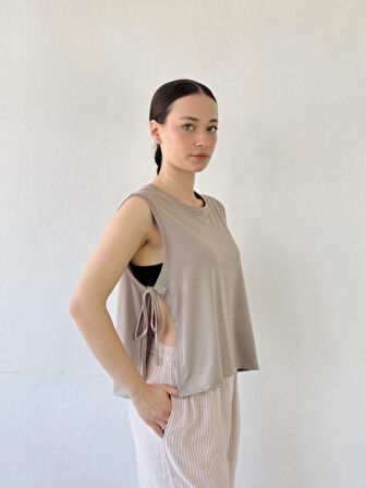 Retrobird Yanları Bağcıklı Yoga Üst Kadın Kese Kağıdı Rengi 