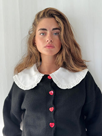 Retrobird Kısa Kalp Düğmeli Hırka Kadın Siyah