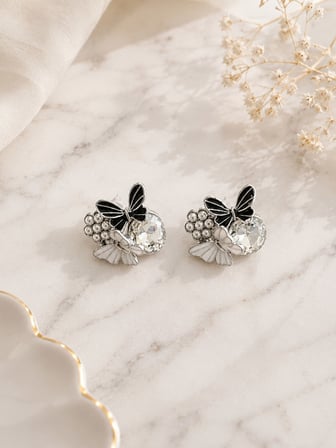 Retrobird Celeste Kelebek Detaylı Vintage Style Tasarım Küpe Kadın Silver Renkli