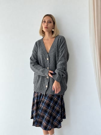 Retrobird Doris Oversize V Yaka Düğmeli Triko Hırka Kadın Gri