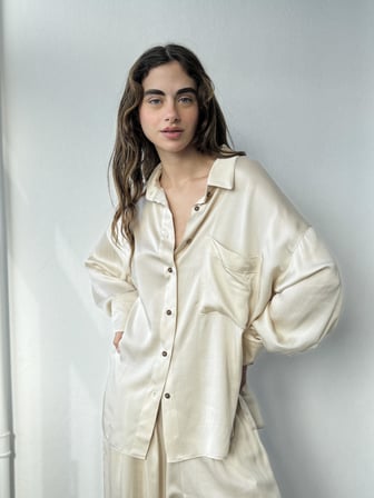 Retrobird Tasarım Saten Yüzeyli Boyfriend Gömlek Kadın Krem