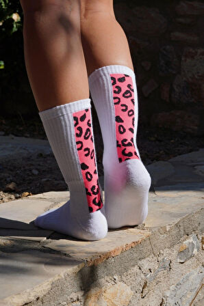 Kadın Beyaz-Pembe Leopar Desenli Soket Çorap