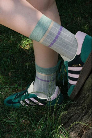 Kadın Gri-Mor Çizgili Soket Çorap