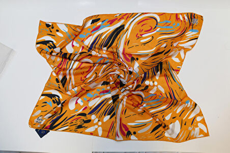 Alcanavm LeviDor Turuncu Desenli Eşarp