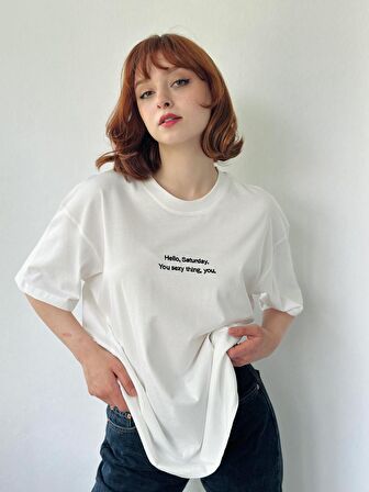 Retrobird Nakışlı Saturday Oversize Tişört Unisex Ekru
