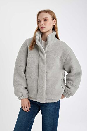 Pelüş Mont Dik Yaka Fermuarlı Cepli Etek Ucu Ayarlanabilir Lastikli