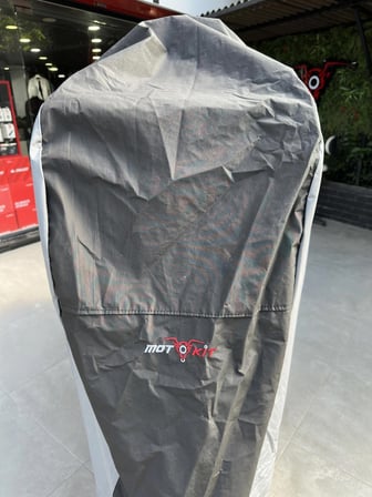 Motokit Universal Orta Boy Motosiklet Brandası Gri