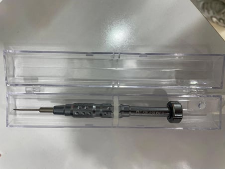 iPhone Dış Alt Vida Sökme Tornavidası
