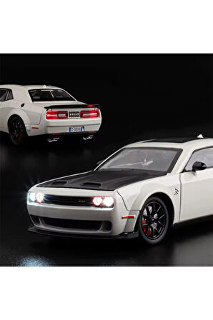 DODGE CHALLENGER SRT BEYAZ 1:24 DİECAST MODEL ARABA KOLEKSİYONLUK ARABA DODGE SRT BEYAZ