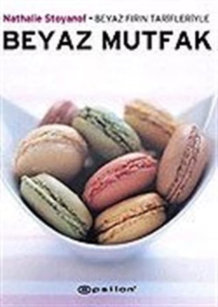 Beyaz Mutfak / Nathalie Stoyanof