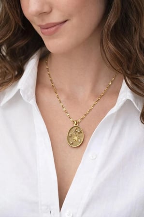 Çelik Oval Ay ve Yıldızlı Gold Zirkon Kolye