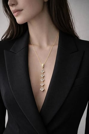 Çelik Y Beyaz Taşlı Gold Kolye