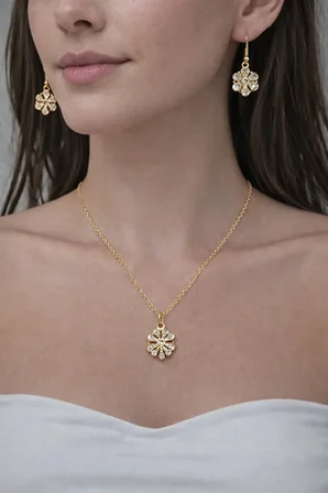 Altın Rengi Yonca 2li Kolye Küpe Set Takımı