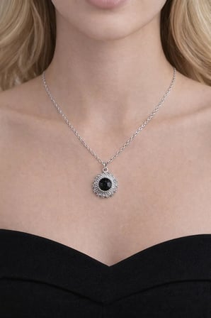 Yeşil Yuvarlak Taşlı Gümüş Rengi Hürrem Kolye