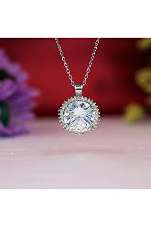 Beyaz Zirkon Taşlı Yuvarlak Gümüş Kolye