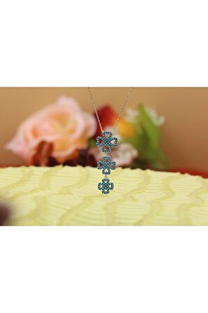 Kadın Rose Siyah Taşlı Sallantılı Yonca 925 Ayar Gümüş Kolye