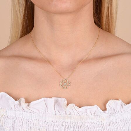 Zirkon Taşlı Pırlanta Montür Kalp Desenli Çiçek Altın Kaplama Gümüş Kolye