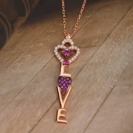 Zirkon Taşlı Pırlanta Montür Kımrızı Beyaz Taşlı Rose Altın Kaplama Kalpli Love Gümüş Kolye