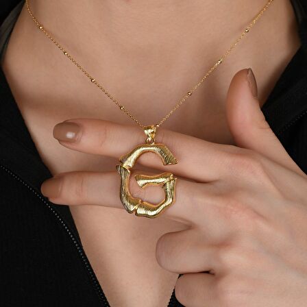 Altın Kaplama Bambu Desenli G Harfi Gümüş Kolye