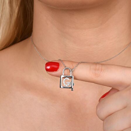 coşar silver-Zirkon Taşlı Pırlanta Montür Gümüş Rengi Kaplama Anahtarlı Kilit G Harfi Gümüş Kolye