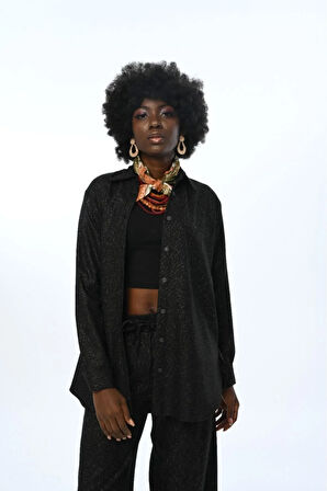 KADIN İNCE ÇİZGİLİ SİMLİ OVERSİZE KESİM GÖMLEK