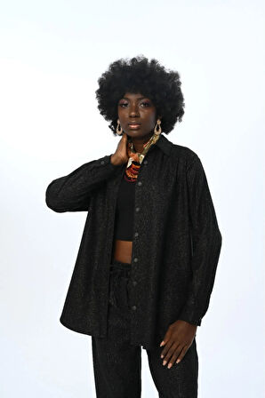 KADIN İNCE ÇİZGİLİ SİMLİ OVERSİZE KESİM GÖMLEK