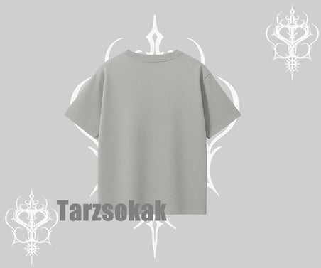 Oversize Tshirt Heroic Anime Girl Japon Stil Grafik Baskılı