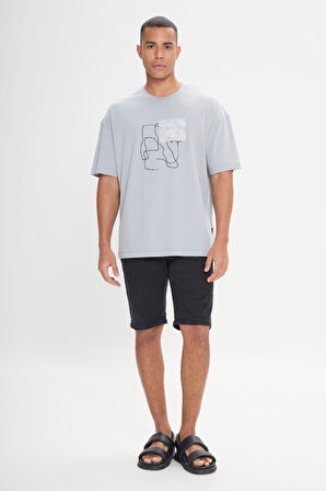 Erkek Gri Oversize Bol Kesim Bisiklet Yaka %100 Pamuk Baskılı Tişört