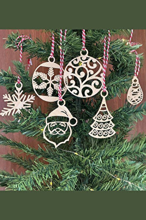 6 Parça Kırmızı Beyaz İpli Noel Baba ve Kar Tanesi Ahşap Yılbaşı Ağaç Süsü