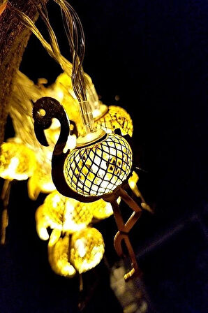 2 Metre Pilli İnce Tel Led Işık Zinciri – 10’lu Flamingo Dekoratif Parti Aydınlatma