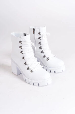 EMMA Bağcıklı Fermuarlı Ortopedik Taban Topuklu Kadın Bot CBT - Beyaz